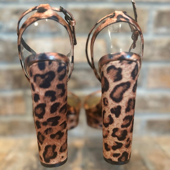 JESSICA RICH * Leopard Platform Sandal - Picture 5 of 9
